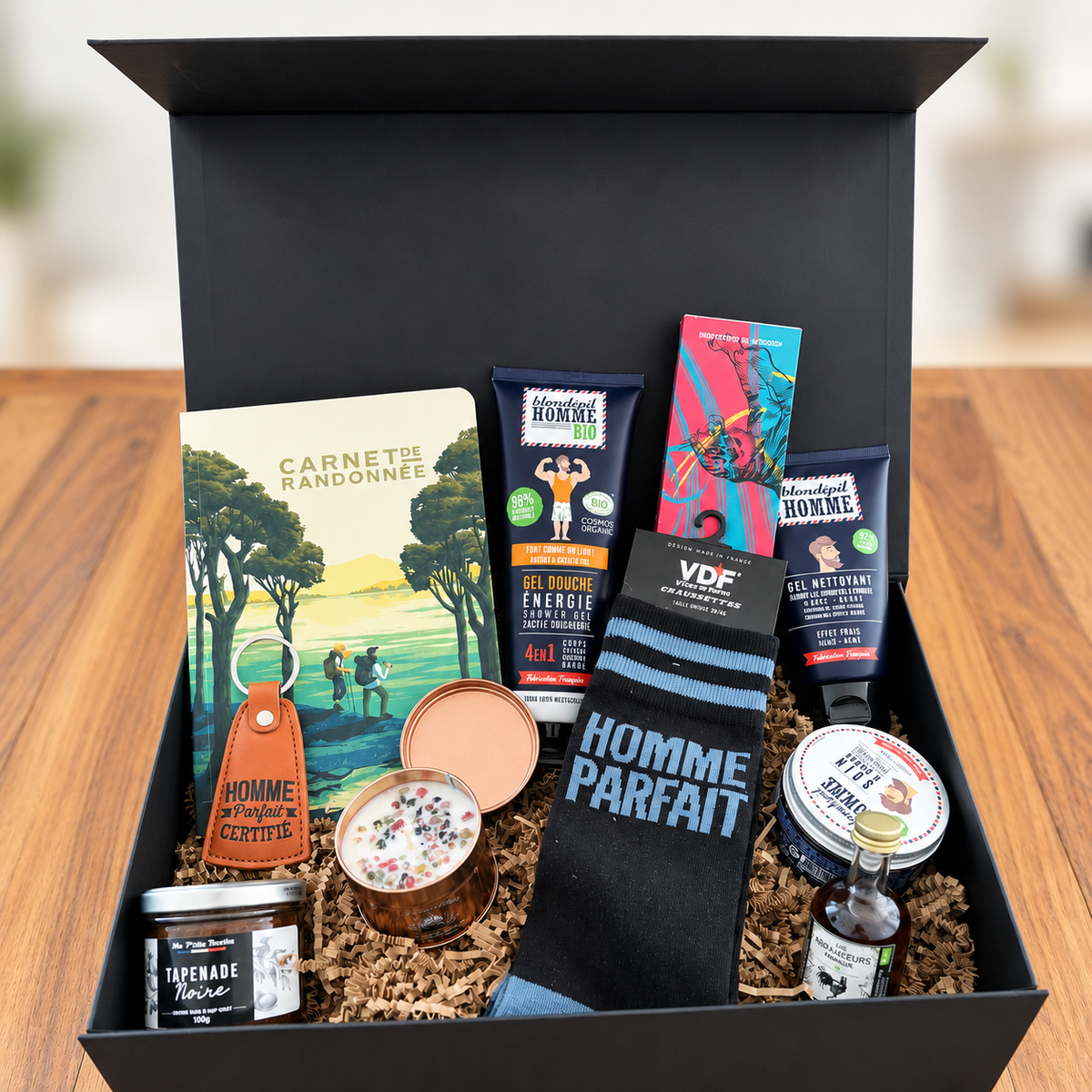Coffret cadeau papa avec gourmandises et petites attentions pour lui faire plaisir